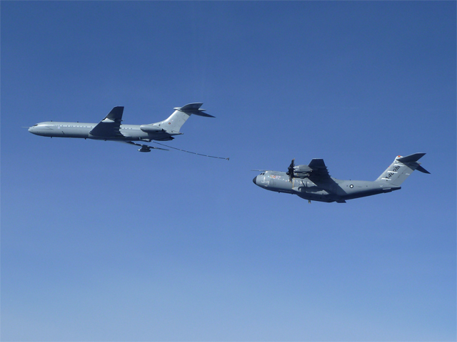 A400MRefuel@Airbus110216