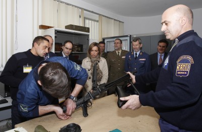 GuardsSegurIbericaFormat@Esp110303