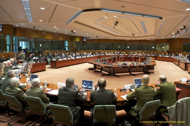 ReuCteMilitChod@UE120424