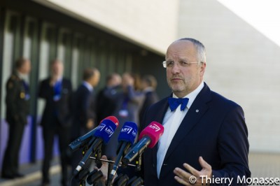 Le ministre Olekas à son arrivée au conseil des ministres (crédit : Thierry Monasse)