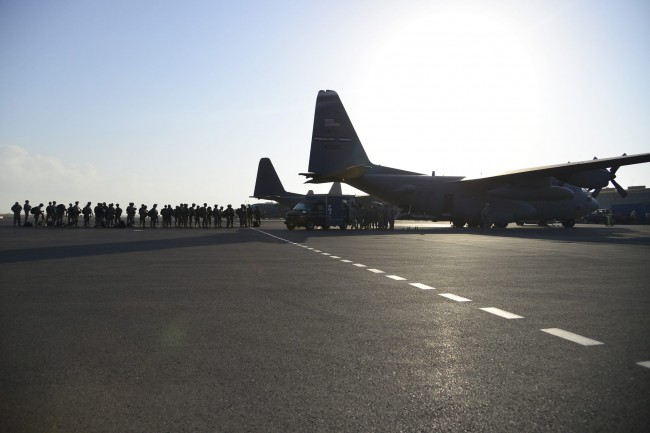 US Special Forces boarding (US Air Force photo by Tech. Sgt. Chad Thompson