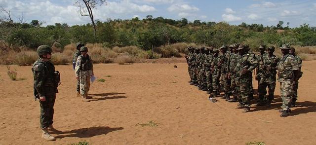 Polonais en formation à EUTM Mali (Crédit : Ministère polonais de la Défense)