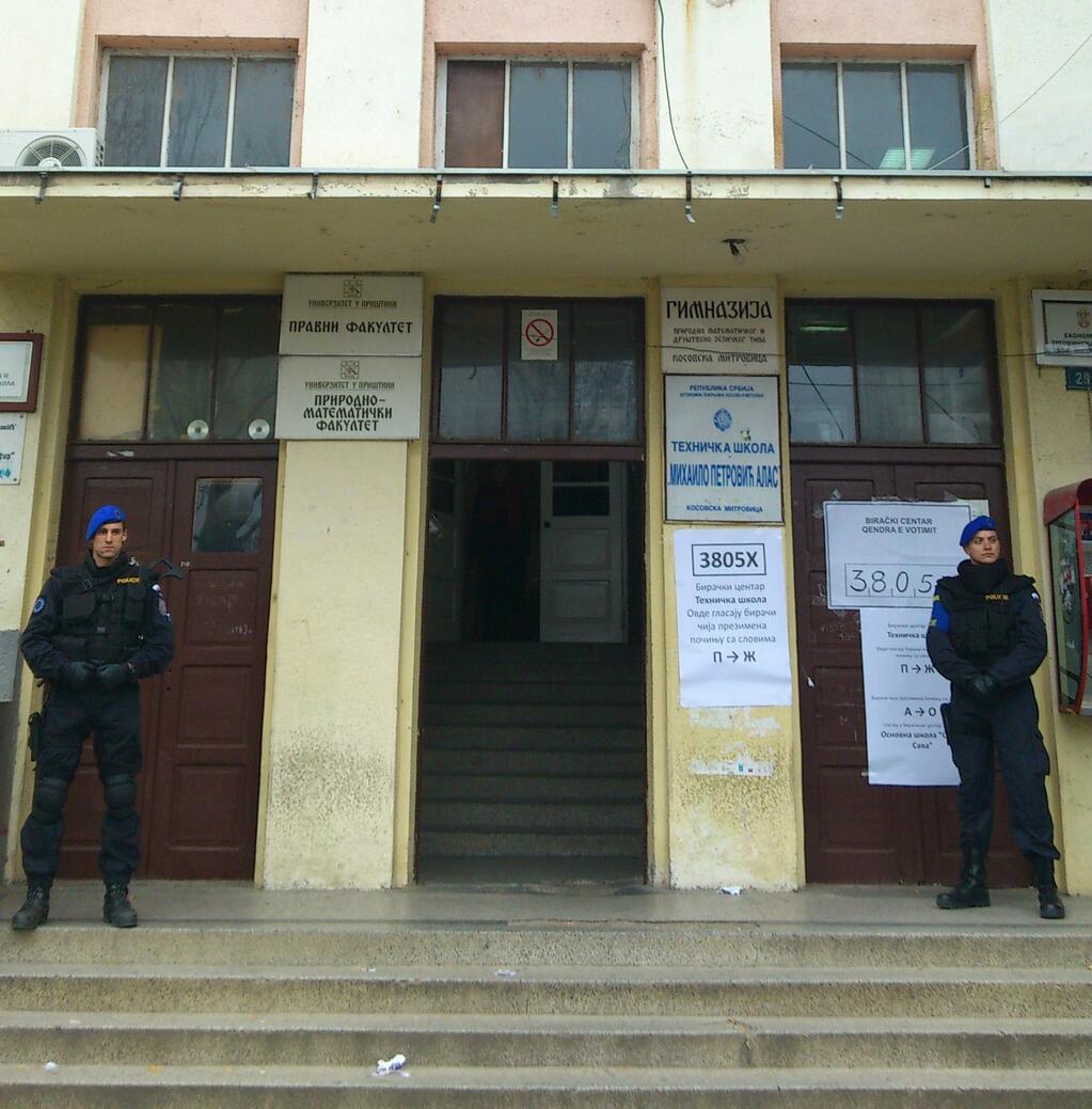 Centre électoral de Mitrovica Nord (Crédit : OSCE)