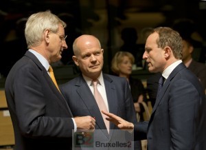 Carl Bildt and William Hague, two initiators of the CSDP mission at the Council of Ministers on April 14 (credit: Council of the EU)