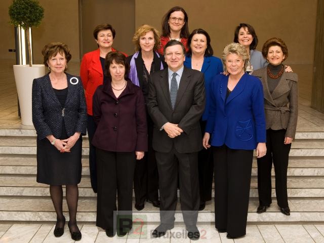 JC Juncker réussira-t-il à pouvoir réunir autant de femmes que JM Barroso à sa Commission. Le défi ! (crédit : CE)