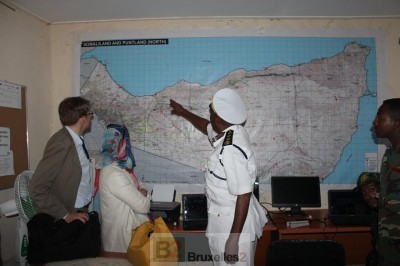 Sur la carte, l'amiral Ahmed Aw-Osman Abdi, chef des gardes-côtes, au Somaliand (crédit : Eucap Nestor)