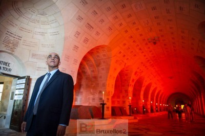 Kader Arif à l'ossuaire de Douaumont pour le centenaire de Verdun (crédit : Min. Défense / ECPAD / Karaghesian)