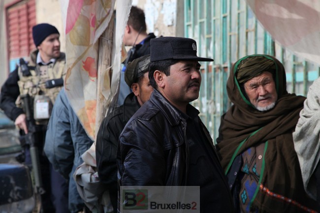 L'Europe longtemps centrée sur le risque en Afghanistan va devoir apprendre à vivre avec un risque beaucoup plus proche - patrouille conjointe à Mazar e Charif (crédit: EUPOL Afghanistan)