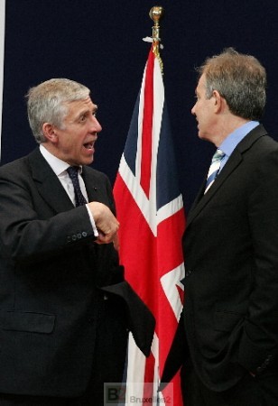 Jack Straw avec Tony Blair lors de la présidence britannique de l'UE (photothèque de la Commission européenne)