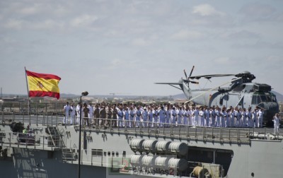 Cérémonie de la 19º rotation de commandement de l'opération Atalanta (Crédits: Eunavfor Atalante)