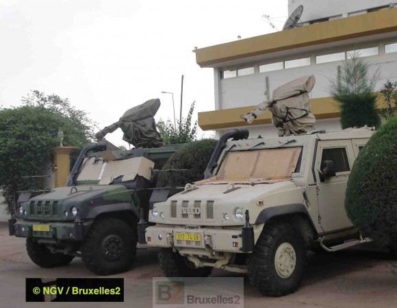 Czech protection force vehicles in Bamako (© NGV / B2 archives 2013)