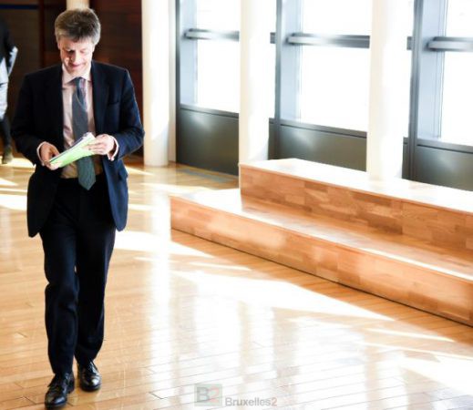 Jonathan Hill - upon his arrival at the college meeting on April 6, 2016 (credit: European Commission, B2 archives)