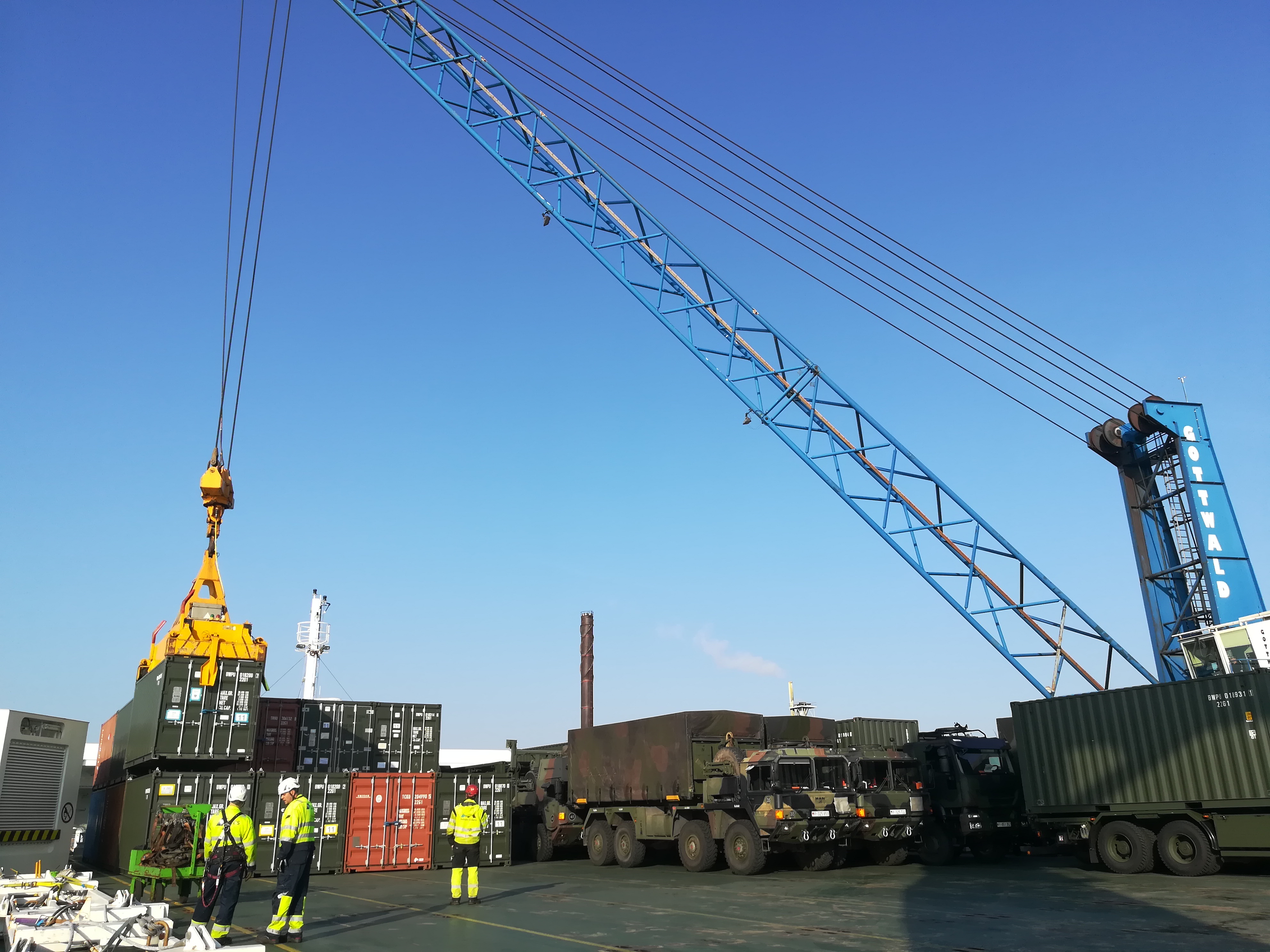 A Trident Juncture, transbahuter tout ce matériel, quel périple !
