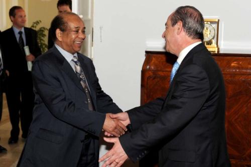 Prime Minister Gonzi with former Libyan Ambassador to the UN Abdel Rahman Shalgham (Maltese Government)