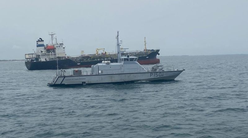 [Actualité] Un tanker chinois détourné par les pirates dans le Golfe de Guinée. 2e attaque en quinze jours (v2)